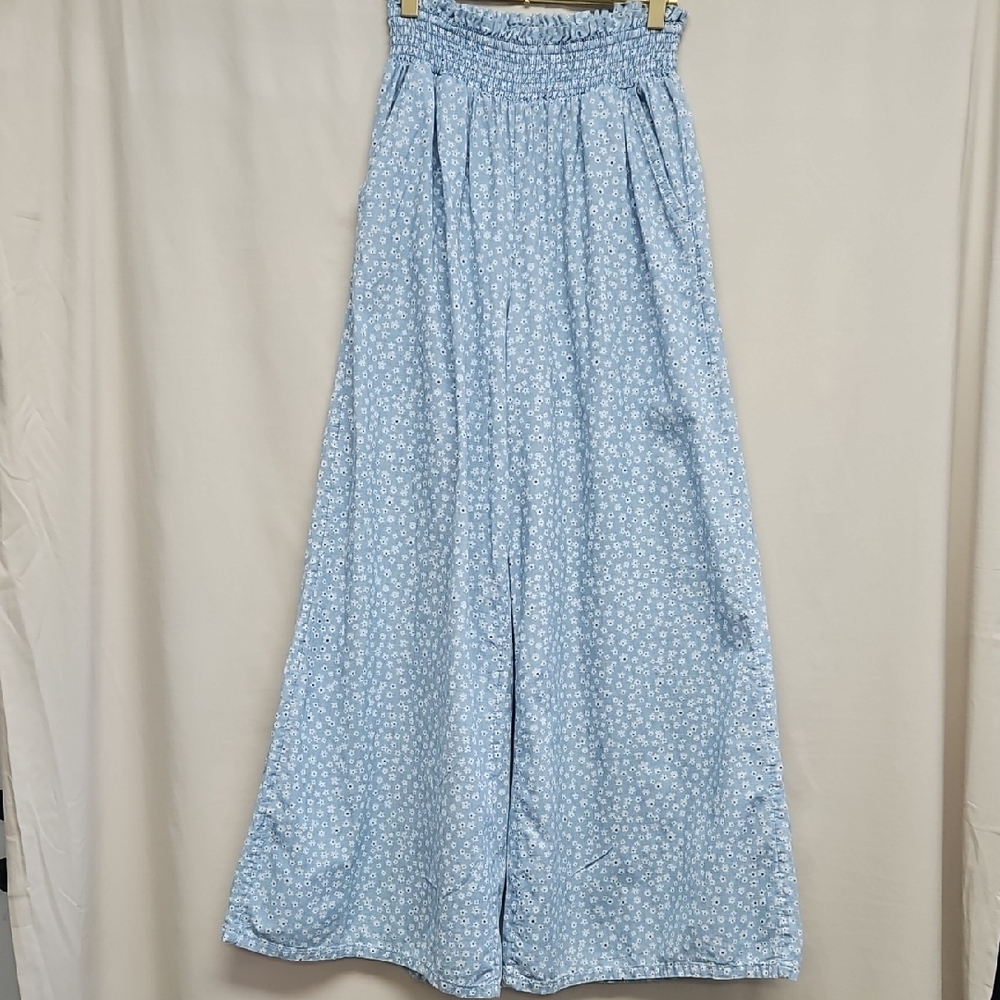 American Eagle Blue Floral Smocked Wide-Leg Boho Pants